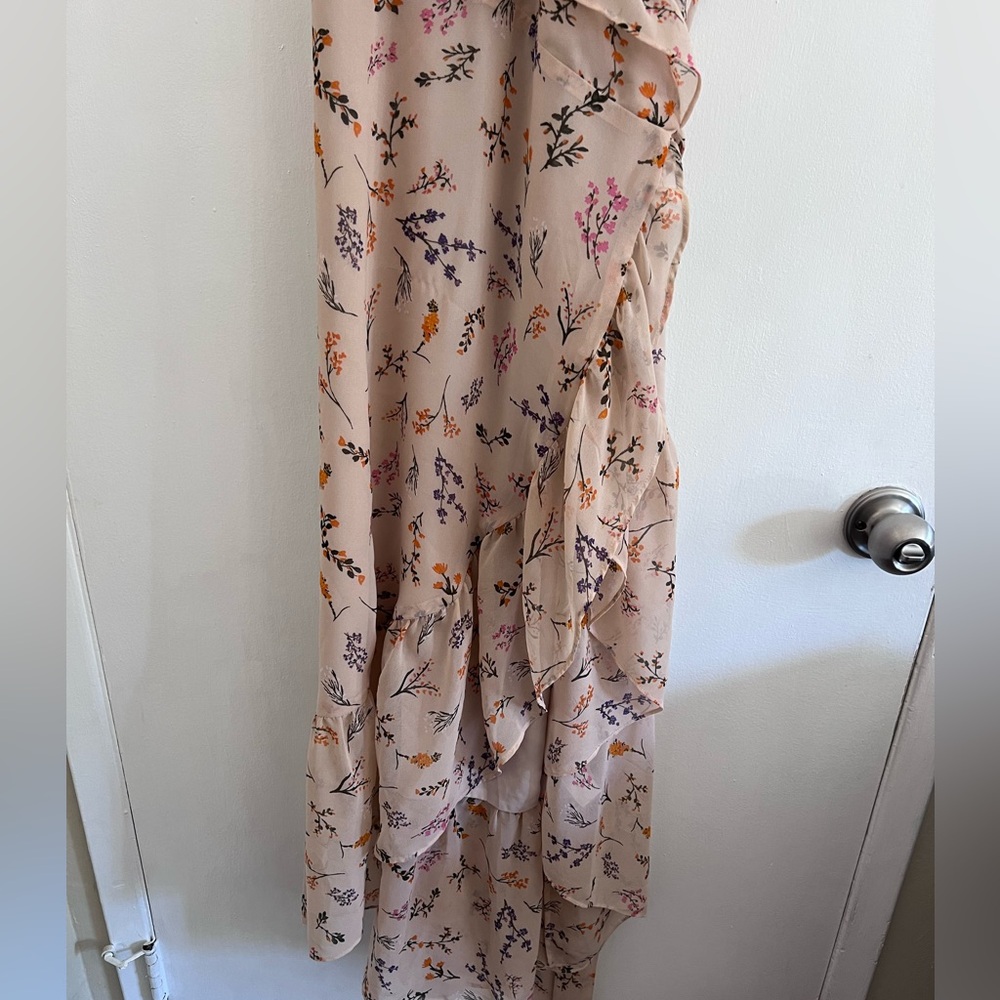 Rebecca Minkoff Jessica Ruffled Floral-Print Midi Wrap Dress - Picture 6 of 12